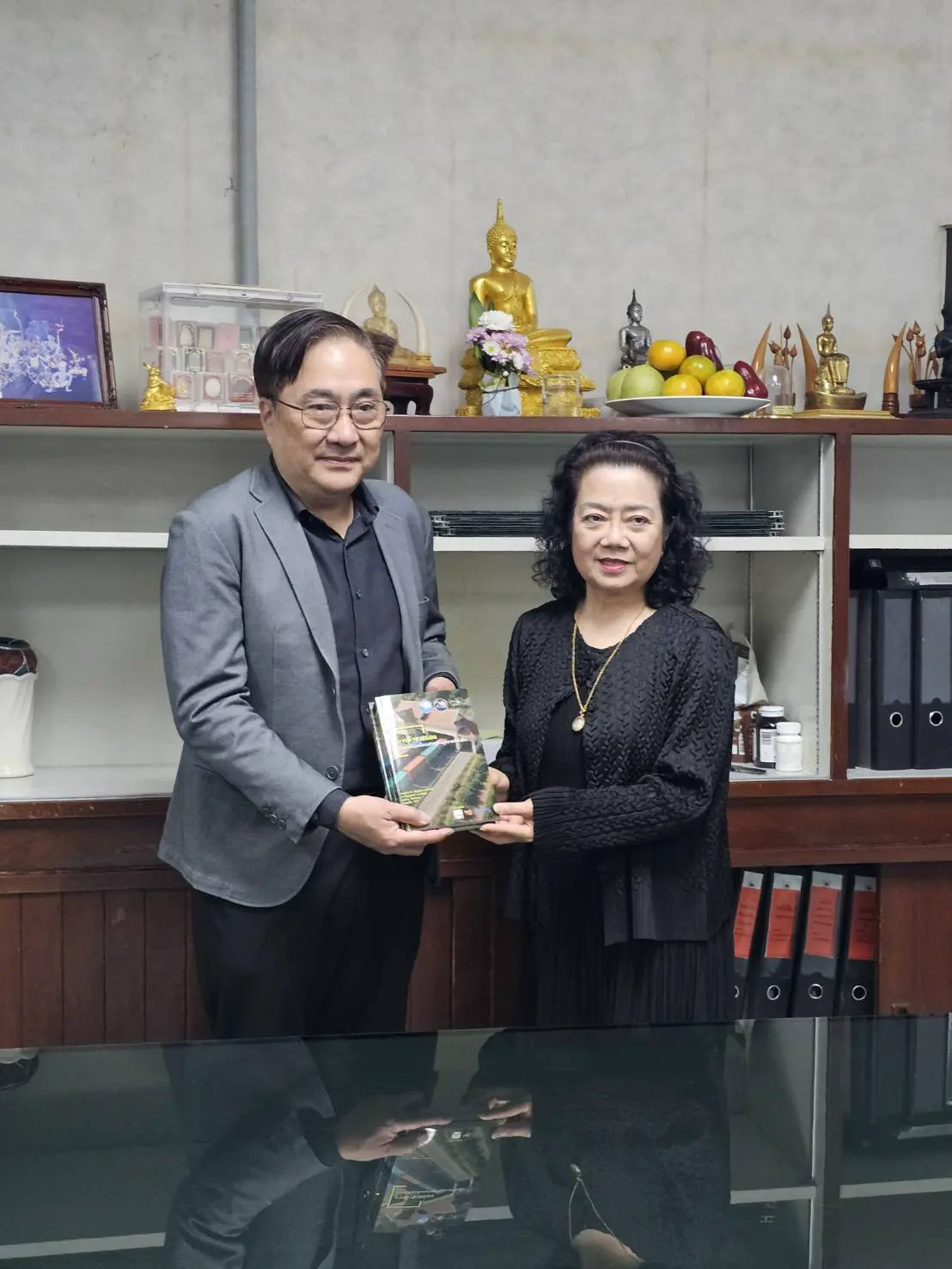 สบมร เข้าพบ คณบดี คณะบริหารธุรกิจ มร 04